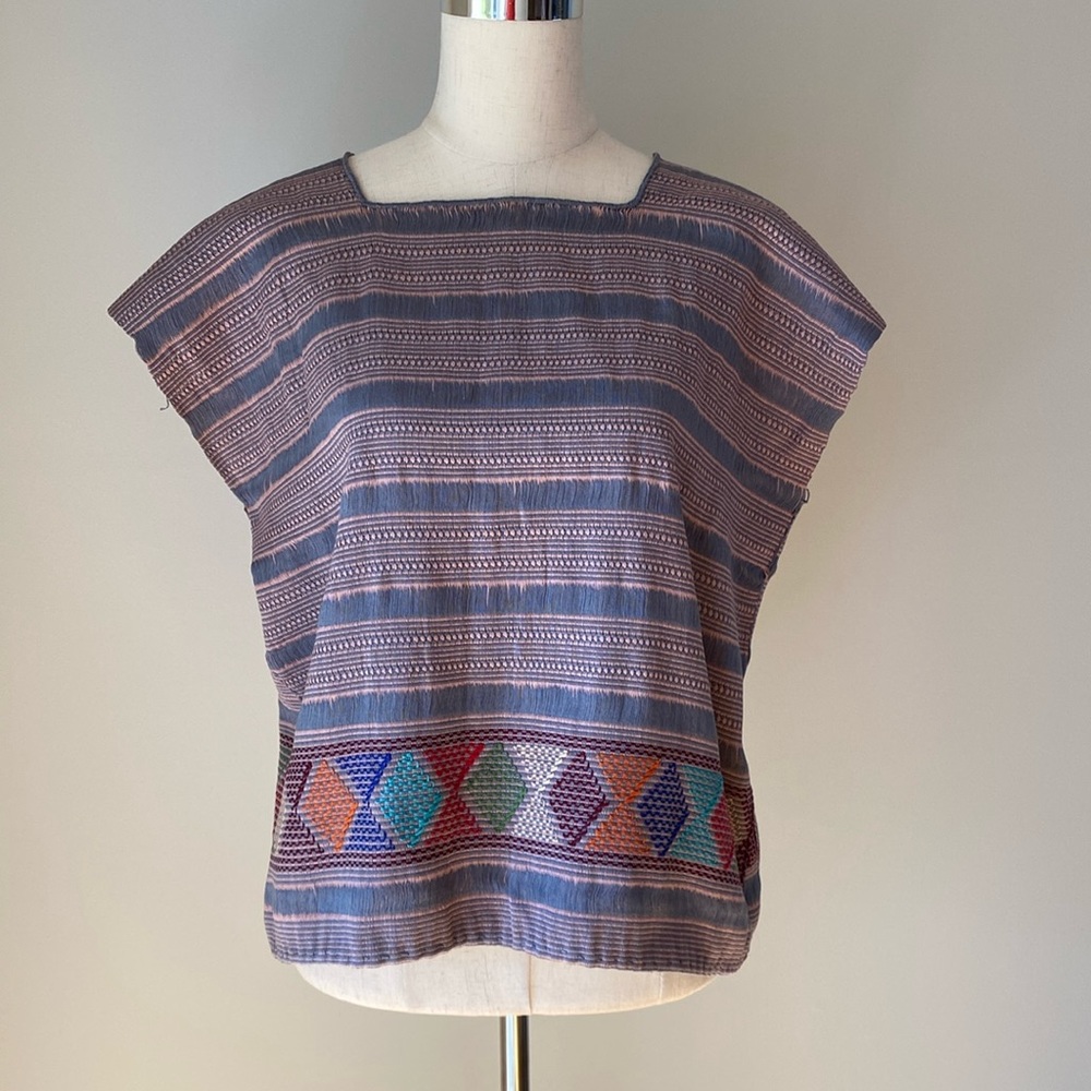 Handwoven shirt from southern Mexico / Oaxaca